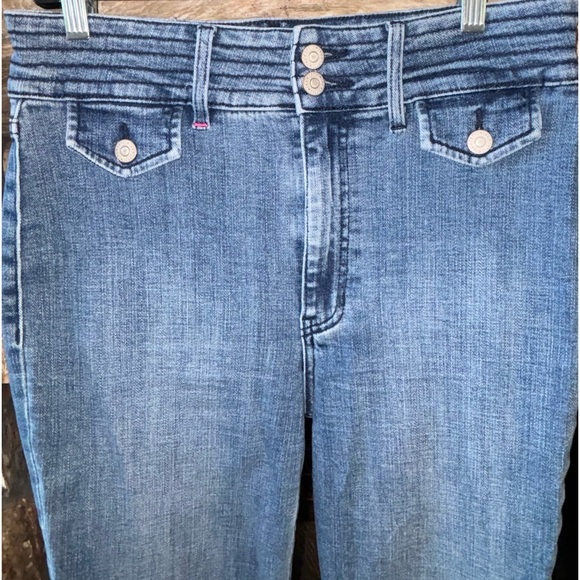 Idyllwind Size 12 stretch boot cut flare leg jeans worn 2x double button - Picture 3 of 8